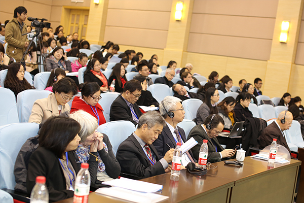 SISU recently hosted an international seminar on Modernism, the first of its kind for dialog between scholars in China and abroad on developing Modernist literature during current globalization. 